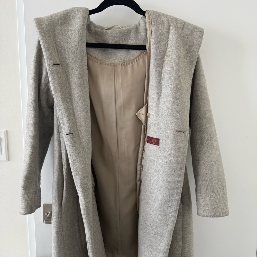 Wilfred Light Gray Trench Coat